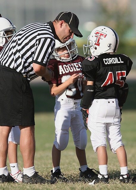 船在攻防两 船在攻防两